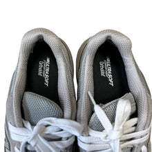 Lade das Bild in den Galerie-Viewer, New Balance ニューバランス M990GL5 V5 MADE IN USA ローカットスニーカー
