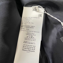 Lade das Bild in den Galerie-Viewer, Maison Margiela メゾンマルジェラ 22SS サテンラペルジャケット ブレザー S51BN0420
