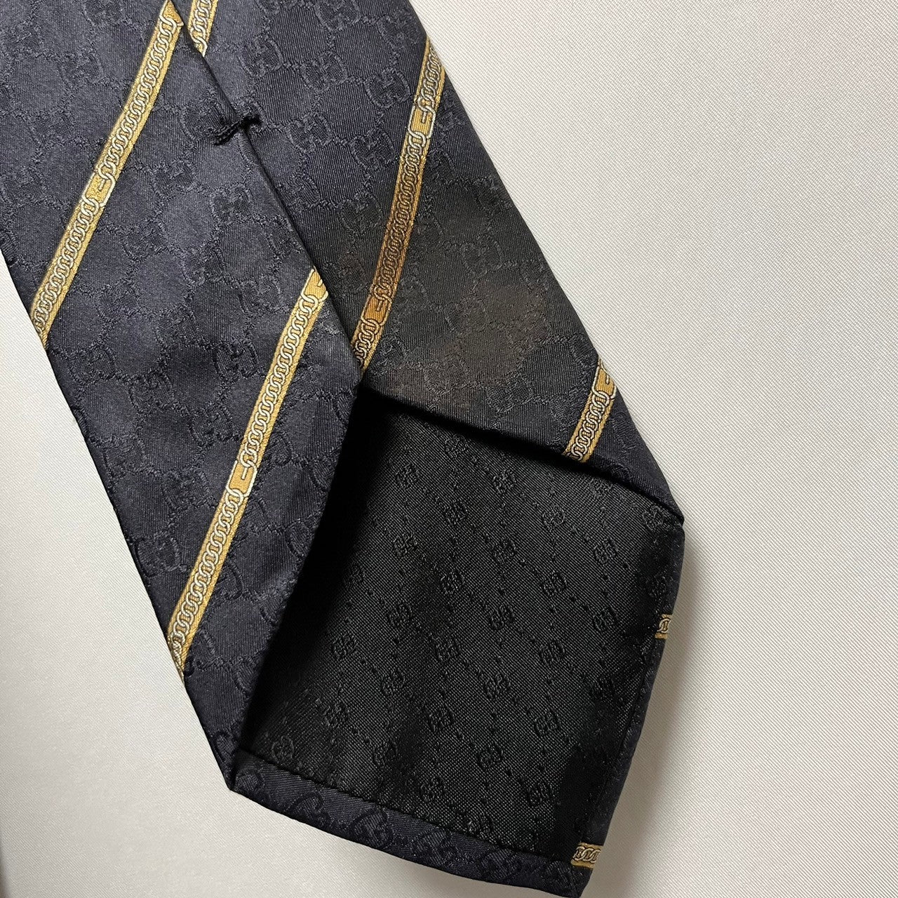 GUCCI - GUCCI GG柄 BEE スネーク レジメンタルネクタイの通販 by