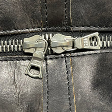 Load image into Gallery viewer, OUR LEGACY アワーレガシー Greaser Bag ヴィンテージ加工レザーショルダーバッグ
