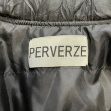 Load image into Gallery viewer, PERVERZE パーバーズ 17AW Wrinkle Wide Down Coat ダウンジャケット
