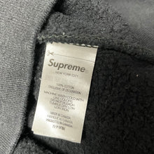 将图片加载到图库查看器，Supreme シュプリーム Small Box Crewneck スモールボックスクルーネックスウェット
