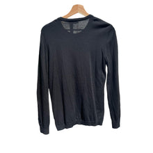 画像をギャラリービューアに読み込む, Calvin Klein front design knit
