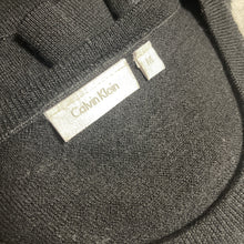 画像をギャラリービューアに読み込む, Calvin Klein front design knit
