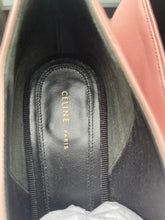 画像をギャラリービューアに読み込む, CELINE by Phoebe Philo 16AW V-neck Pumps
