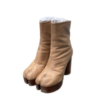 画像をギャラリービューアに読み込む, Maison Margiela Tabi Platform Boots
