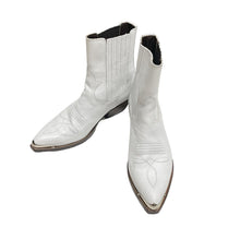 画像をギャラリービューアに読み込む, CELINE 22SS Cruiser Boots Chelsea With Metal Toe
