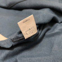 画像をギャラリービューアに読み込む, MARKA V-neck side slit pullover
