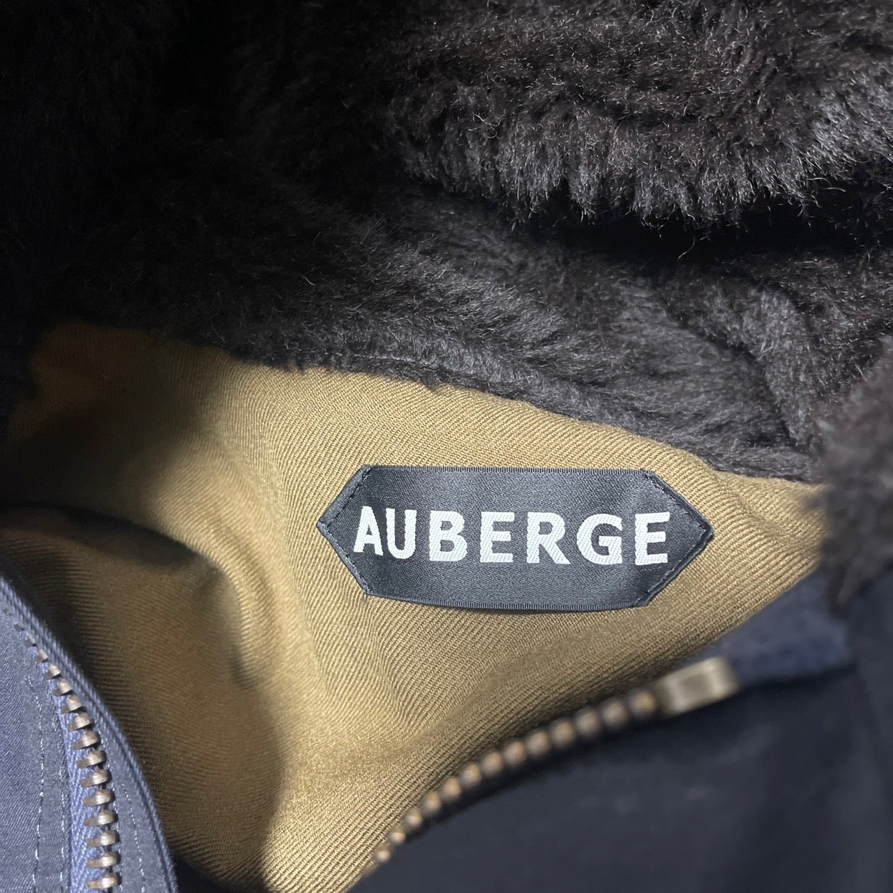 将图片加载到图库查看器,AUBERGE 22AW LANCASTER