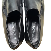 画像をギャラリービューアに読み込む, PRADA プラダ レザーローファー スリッポン 667
