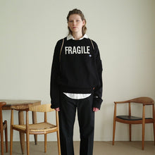 Load image into Gallery viewer, SUNSEA サンシー 22SS SUNSEA SWEAT 2022 FRAGILE クルーネックスウェット 22S09
