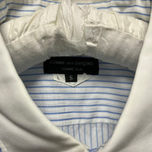 Lade das Bild in den Galerie-Viewer, COMME des GARCONS HOMME PLUS コムデギャルソンオムプリュス 07SS ストライプクレリックシャツ PS-B023 AD2006
