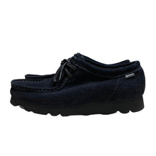 Lade das Bild in den Galerie-Viewer, Clarks クラークス Wallabee GTX ワラビーブーツ GORE-TEX スウェードレザーシューズ 261494497080
